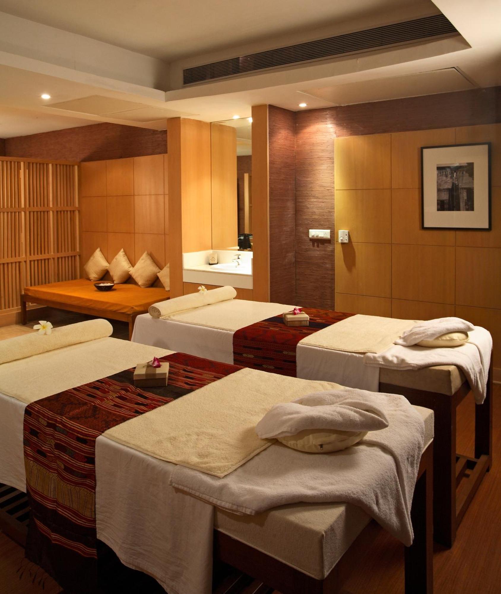Ellaa Hotel Gachibowli Haïdarabad Extérieur photo