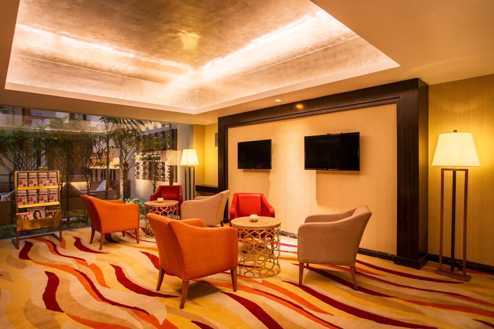 Ellaa Hotel Gachibowli Haïdarabad Extérieur photo