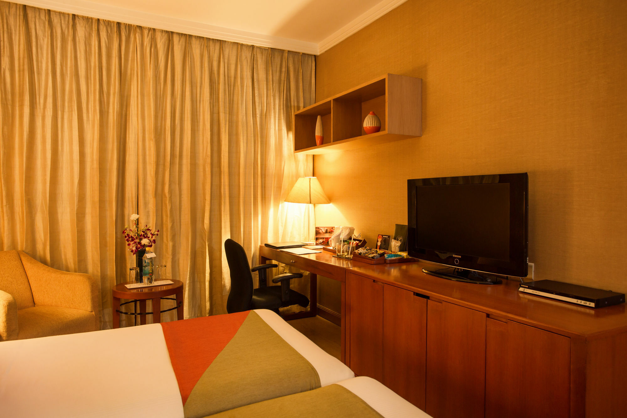 Ellaa Hotel Gachibowli Haïdarabad Extérieur photo