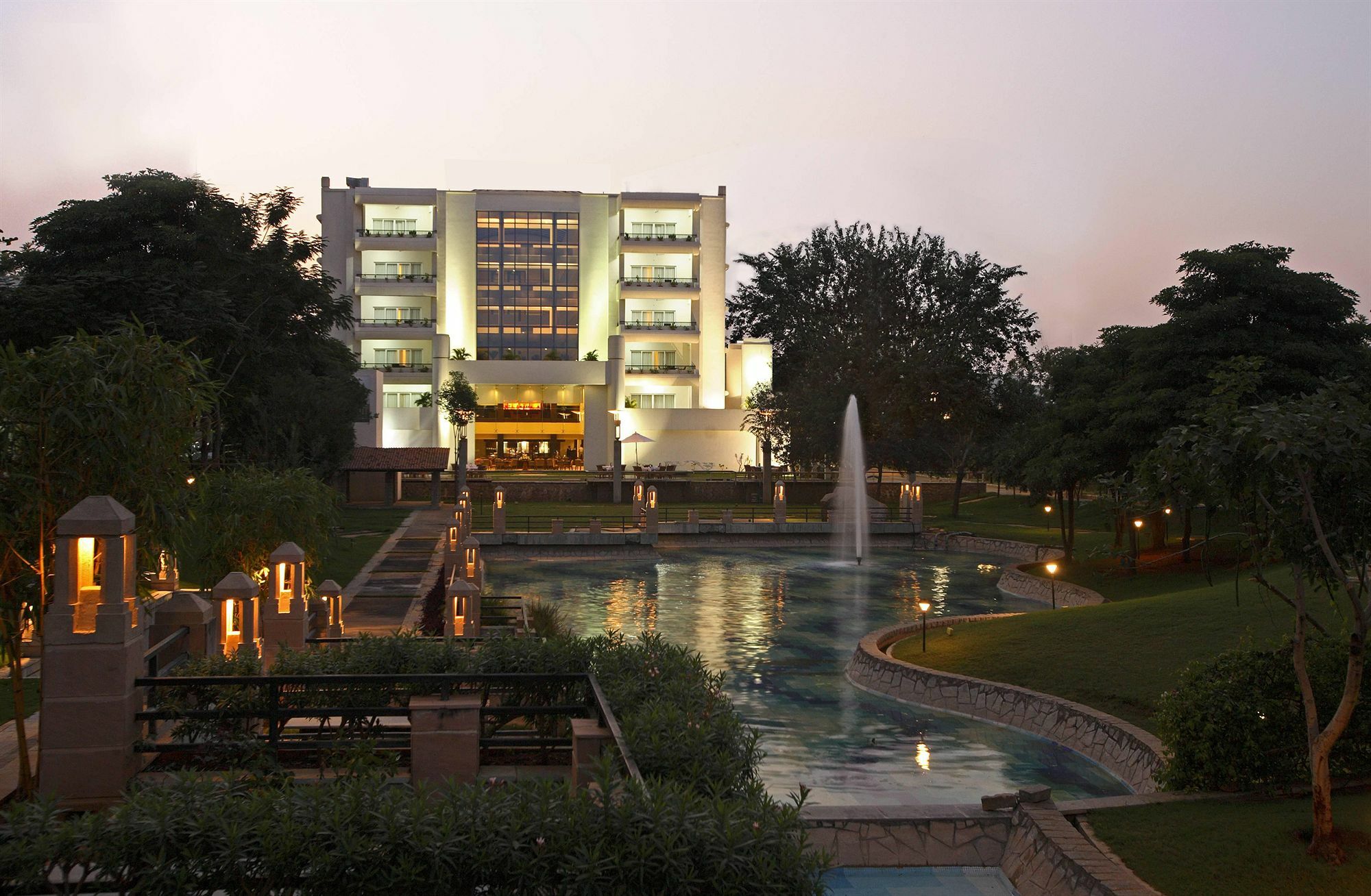 Ellaa Hotel Gachibowli Haïdarabad Extérieur photo